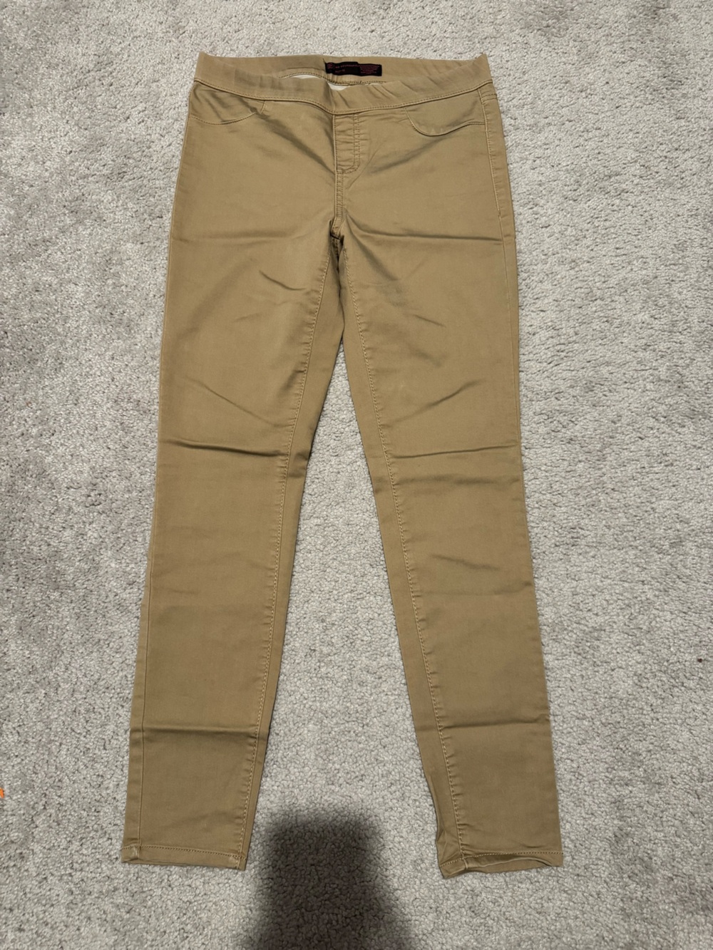 No Boundaries Women’s Straight Fit Chinos in Khaki Tan